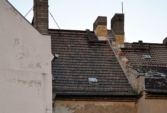 altes Dach vor der Sanierung